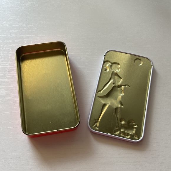 Metal Tin Box with Sliding Lid Paris France French Girl Poodle metal wallet - Picture 6 of 9